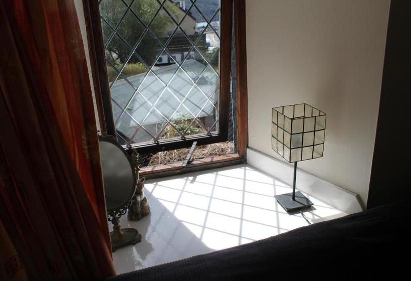 Bed and Breakfast Rowantree Cottage