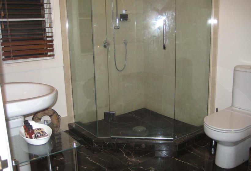 The Consulate Luxury Bed And Breakfast