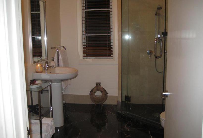 The Consulate Luxury Bed And Breakfast