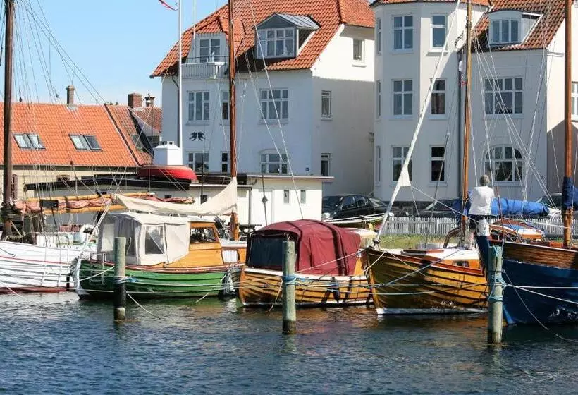 Aamiaismajoitus (B&B) Rødkærgård Bed&breakfast