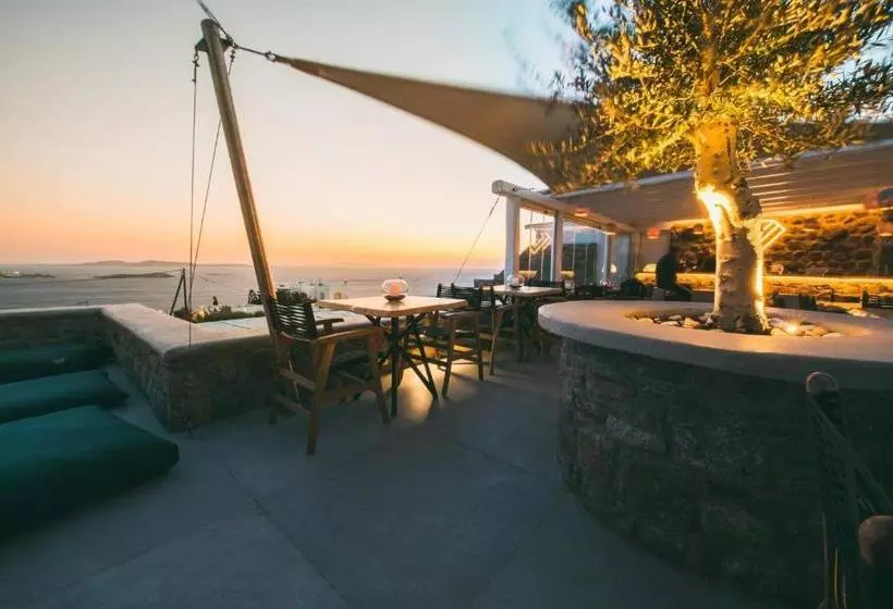 ホテル Adel Private Suites