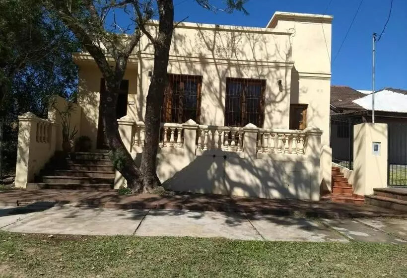 ホテル El Colonial