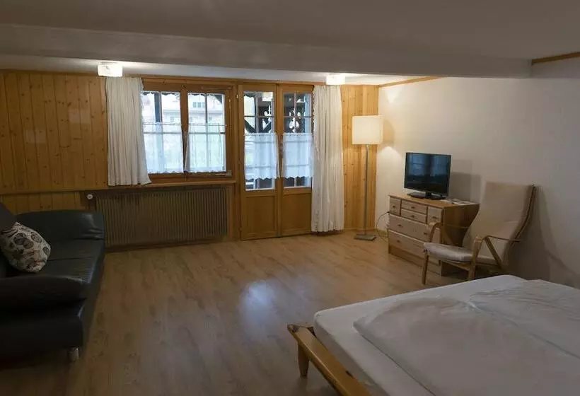 Hotelli Gasthof Baren