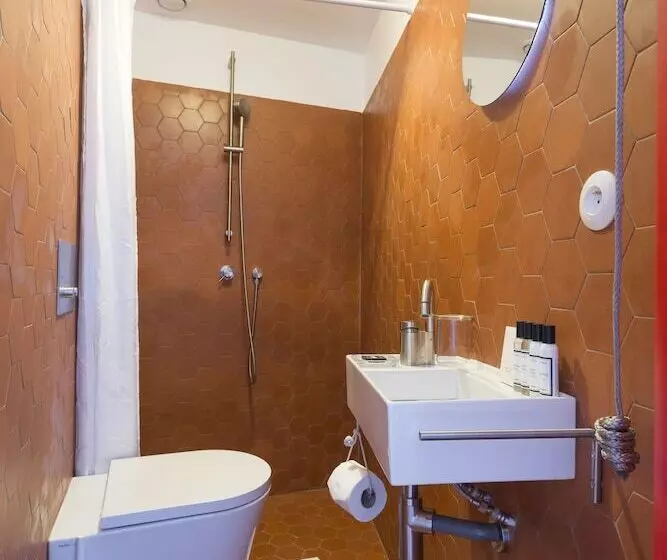 Hotelli Hôtel La Reine Jane