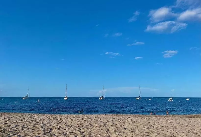 هتل Les Pavillons Du Golfe