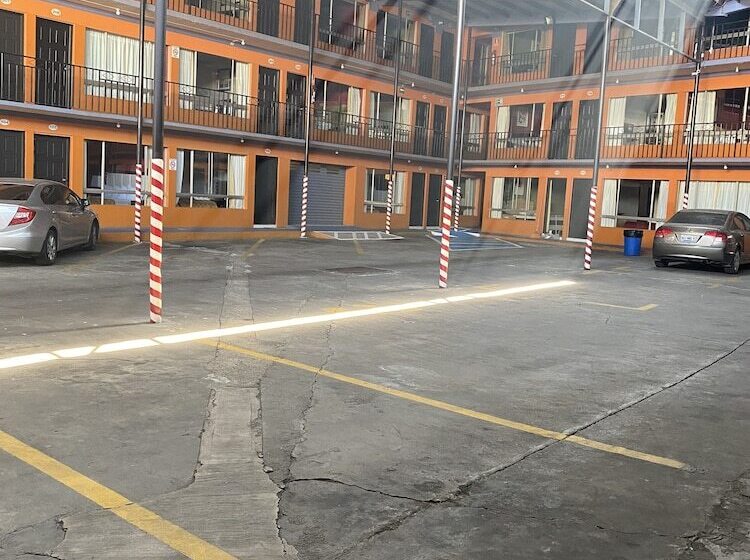 בית מלון כפרי Los Altos