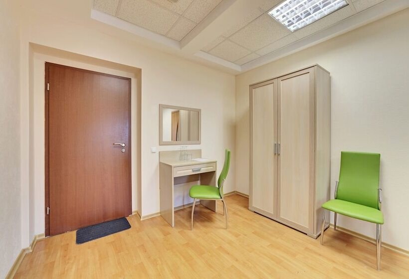 בית מלון כפרי Minima Kuzminki