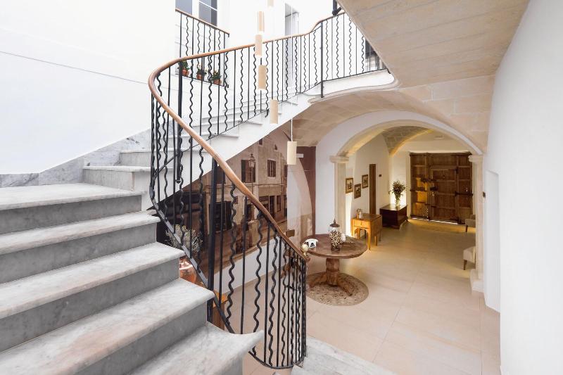 فندق Nou Sant Antoni