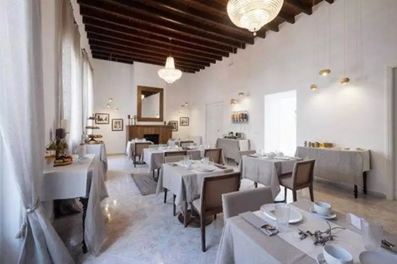 Hotelli Nou Sant Antoni