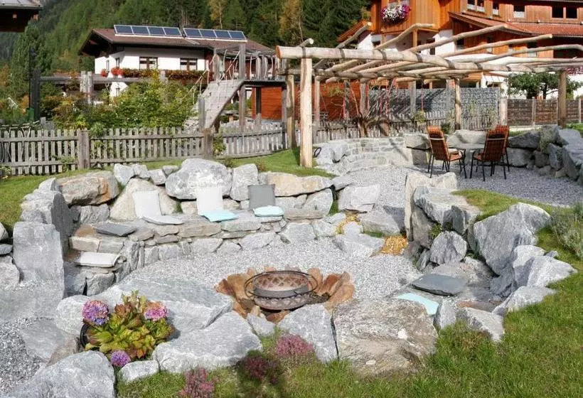 ホテル Tirolerhof   Appartementhaus