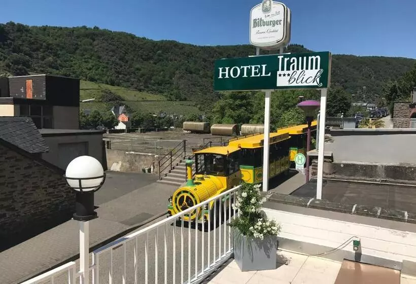 Hotelli Traumblick