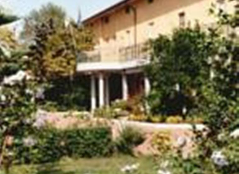 Отель Mercede 2