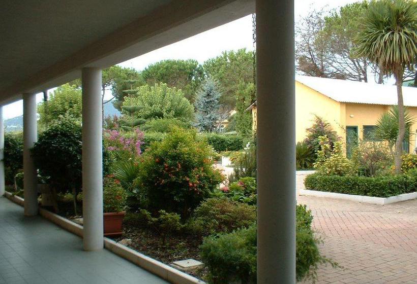 Отель Mercede 2