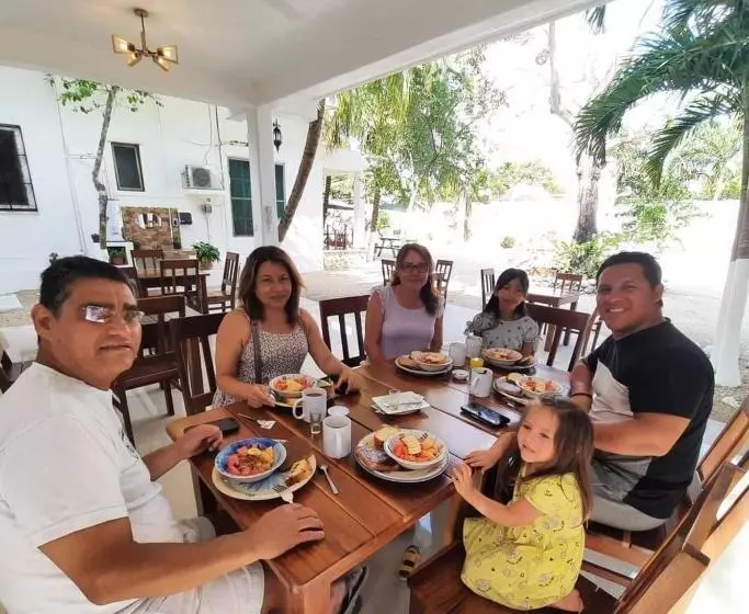 هتل Casa Lima Bacalar