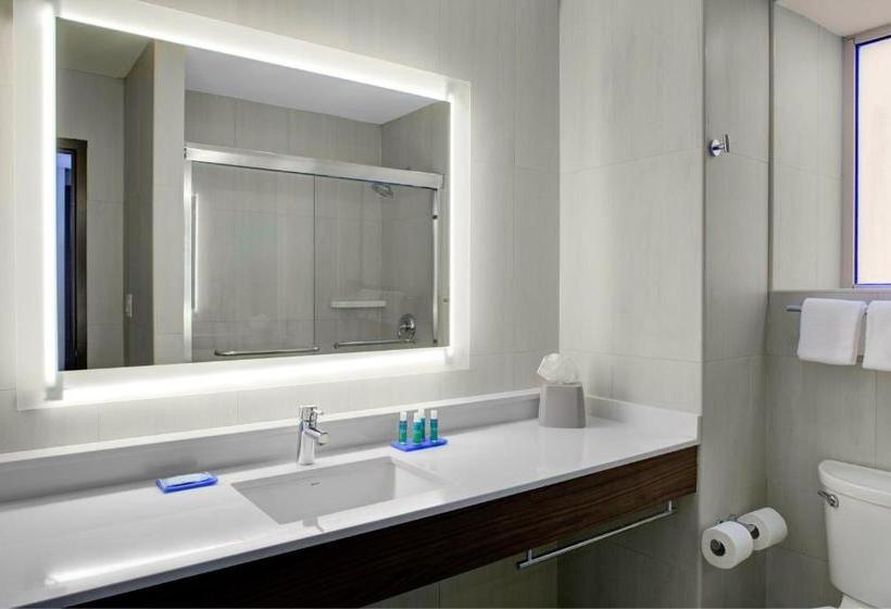 בית מלון כפרי Holiday Inn Express Bronx Nyc Yankee Stadium, An Ihg