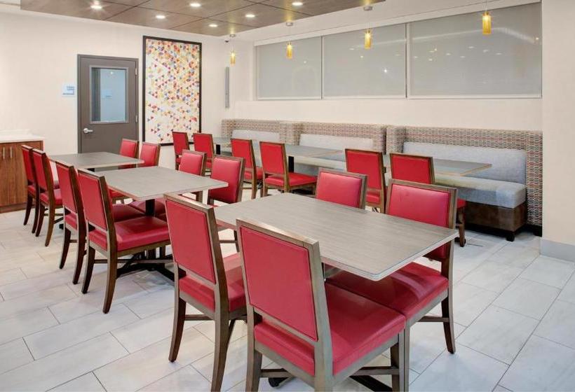 בית מלון כפרי Holiday Inn Express Bronx Nyc Yankee Stadium, An Ihg