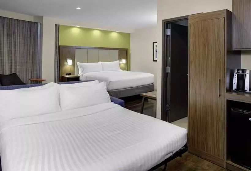 Hotelli Holiday Inn Express  Bronx Nyc  Yankee Stadium, An Ihg