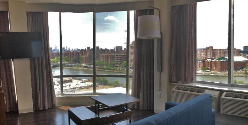 בית מלון כפרי Holiday Inn Express Bronx Nyc Yankee Stadium, An Ihg