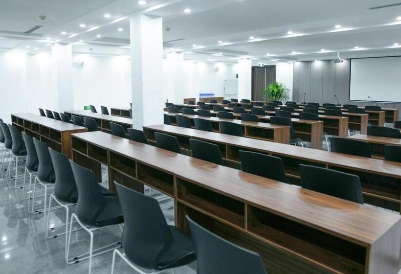 Hotel Holiday Inn Express Chengde Downtown, An Ihg