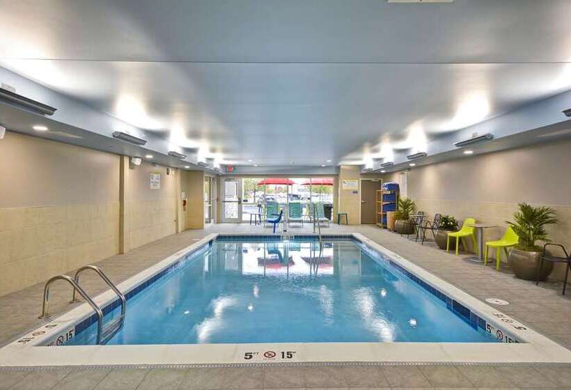 فندق Home2 Suites By Hilton Maumee Toledo