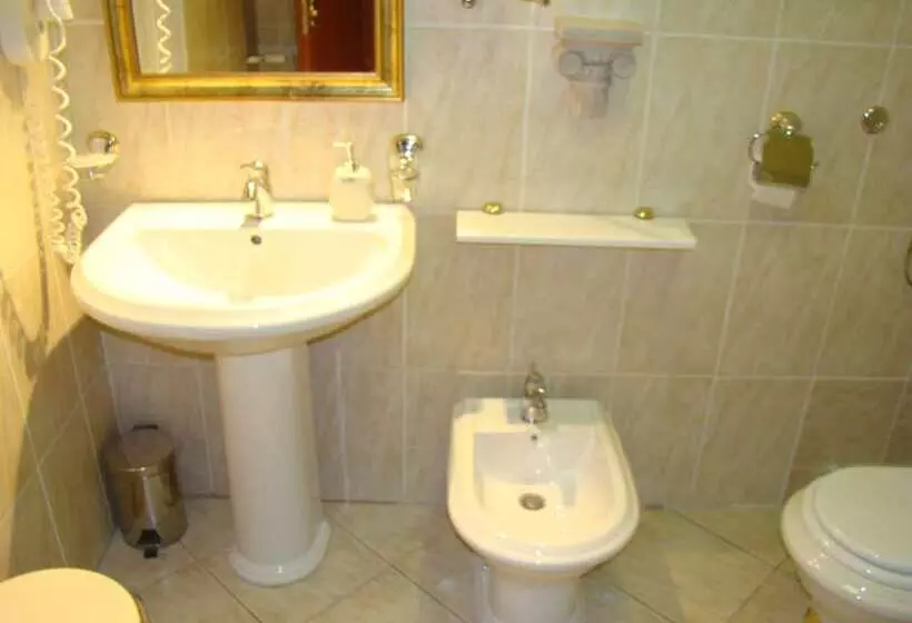 Hotelli Vila Ariston