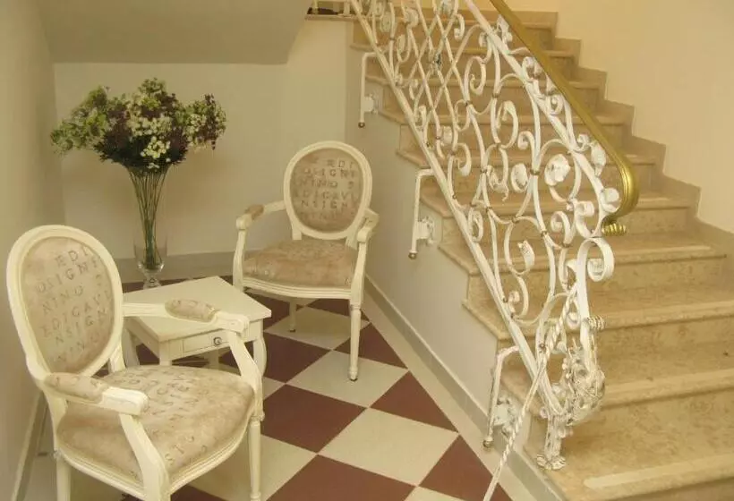 Hotelli Villa Elisabeth  Veli Lošinj Health Resort