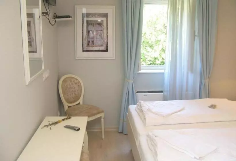 Hotelli Villa Elisabeth  Veli Lošinj Health Resort