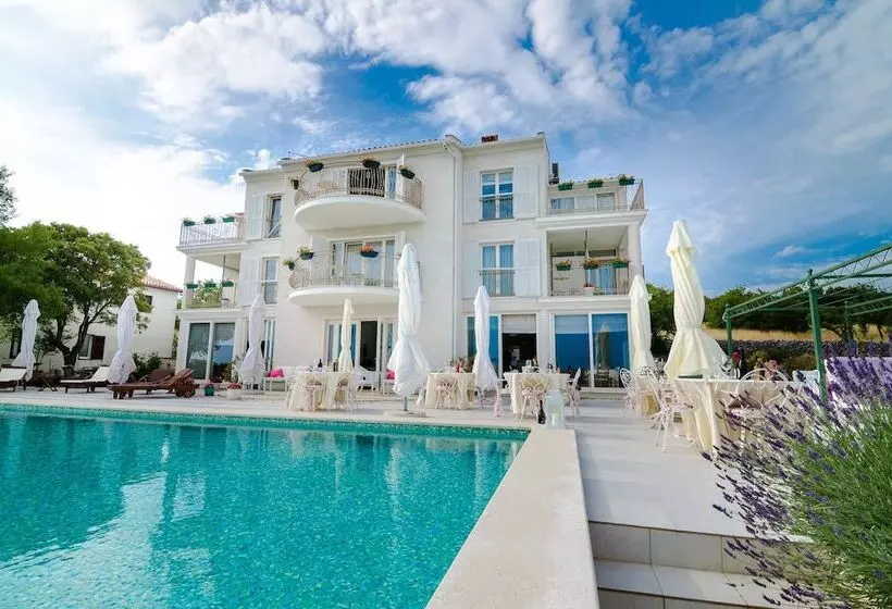 Villa Stefanija Small Boutique Hotel&restaurant