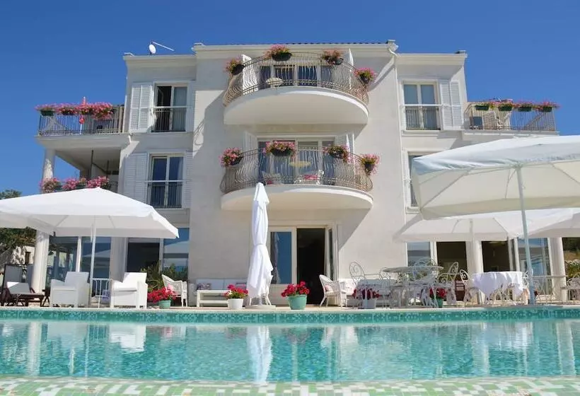 Villa Stefanija Small Boutique Hotel&restaurant