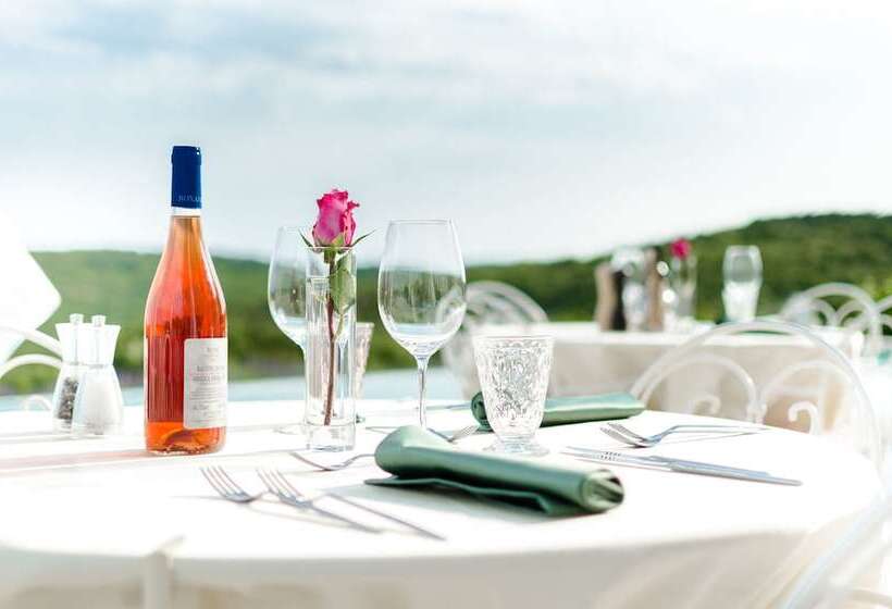 Villa Stefanija Small Boutique Hotel&restaurant