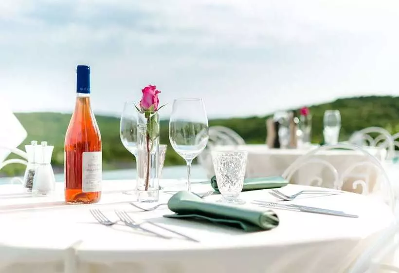 Villa Stefanija Small Boutique Hotel&restaurant