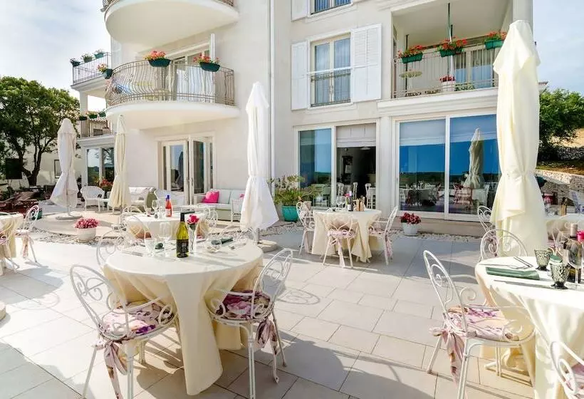 Villa Stefanija Small Boutique Hotel&restaurant