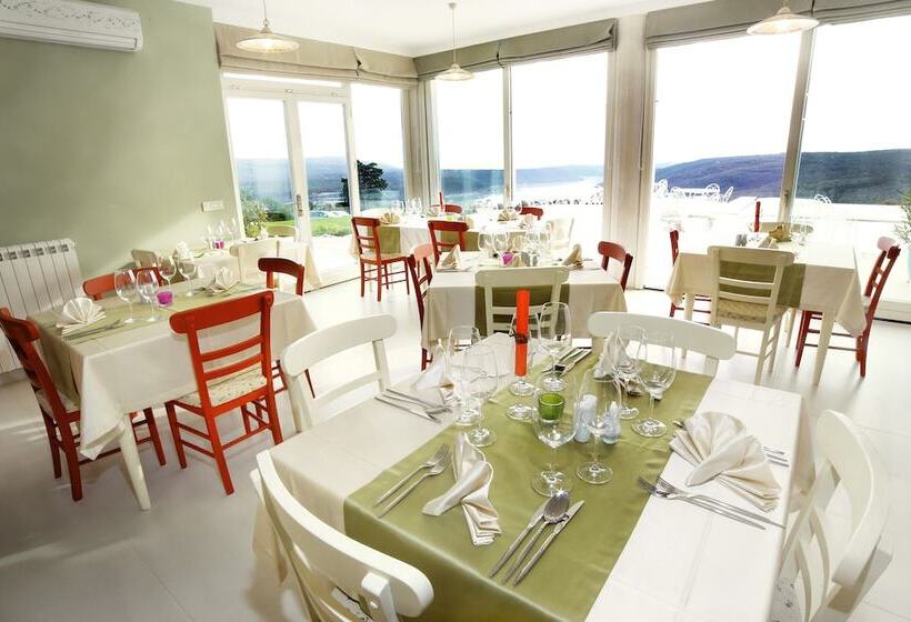 Villa Stefanija Small Boutique Hotel&restaurant