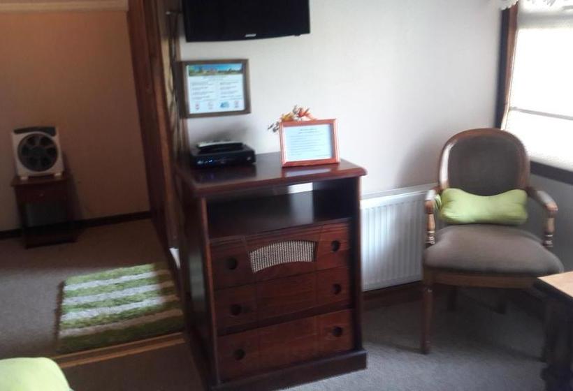 旅馆 Hostal Möller