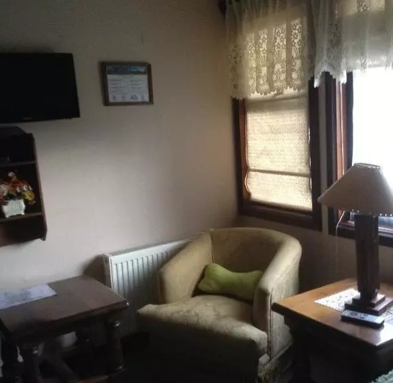 Retkeilymaja Hostal Möller