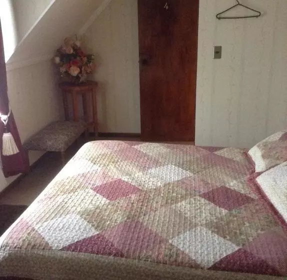 Retkeilymaja Hostal Möller