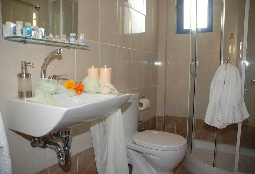 Alykes Hotel Apartments