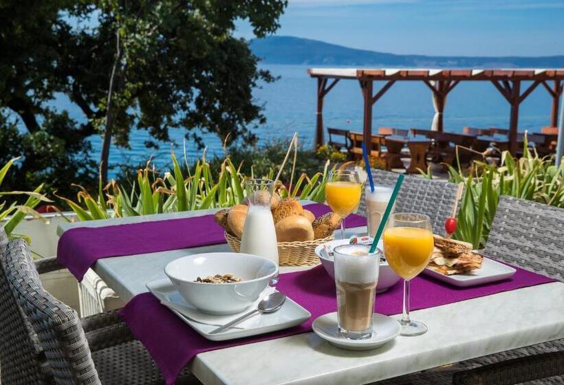 צימר Rocky Beach Rooms