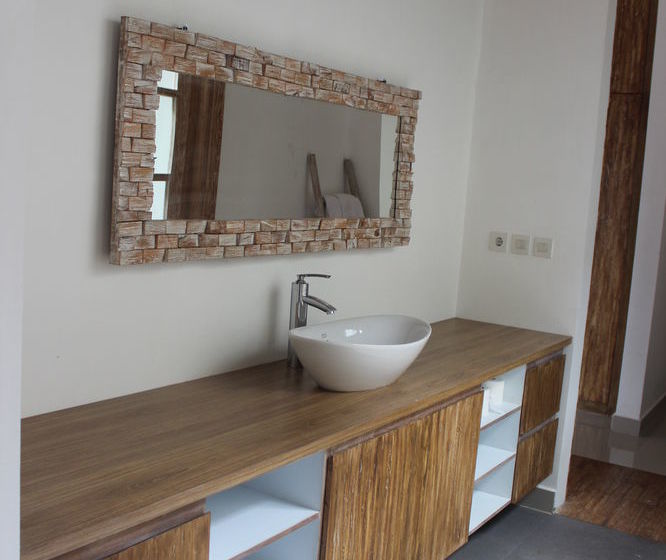 客栈 Kedungu Surf Camp