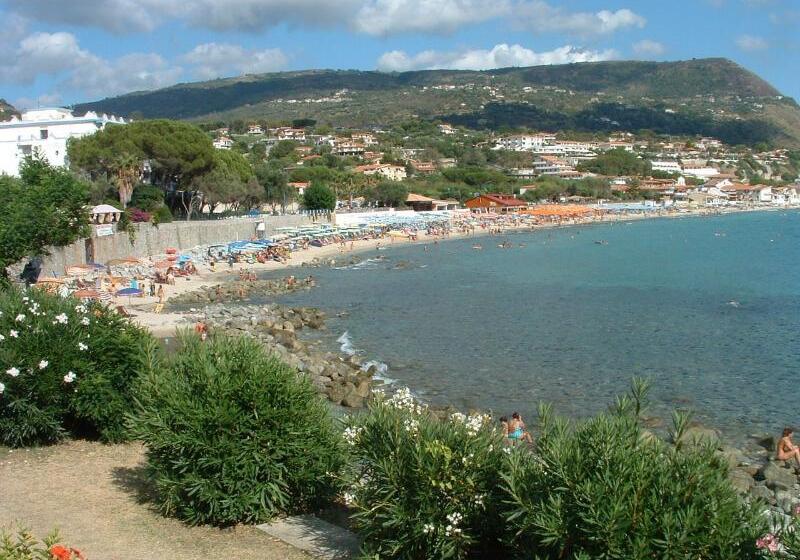 客栈  Villaggio Residence Marina Del Capo