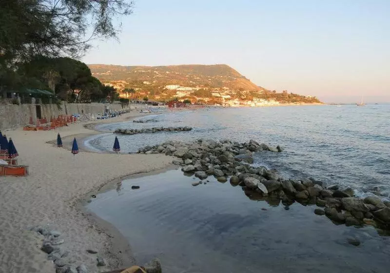 Hostelli Villaggio Residence Marina Del Capo