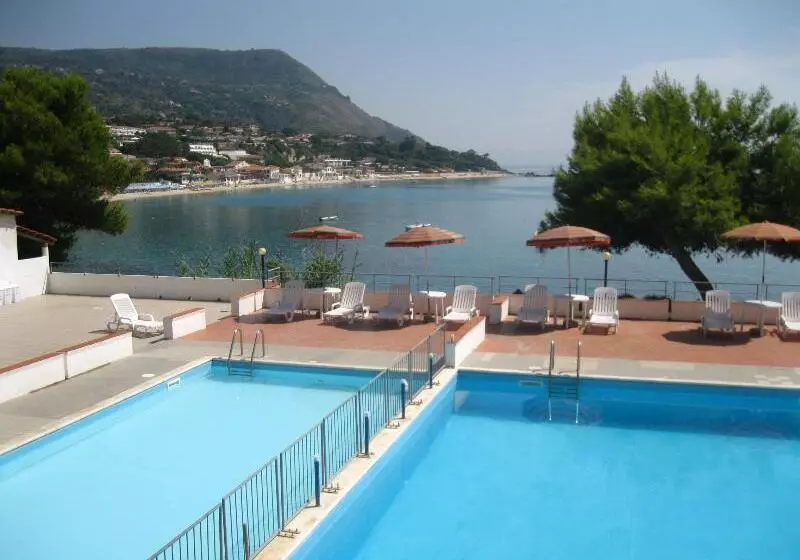 Hostelli Villaggio Residence Marina Del Capo