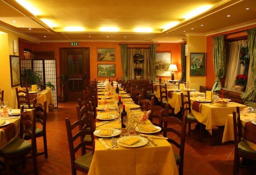 호텔 Albergo Gran Paradiso