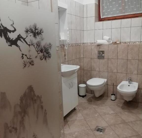 酒店 Balla Apartmanház