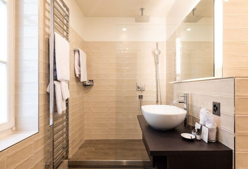 هتل Ema House Serviced Apartments Unterstrass