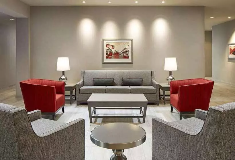 ホテル Hampton Inn Long Beach Airport