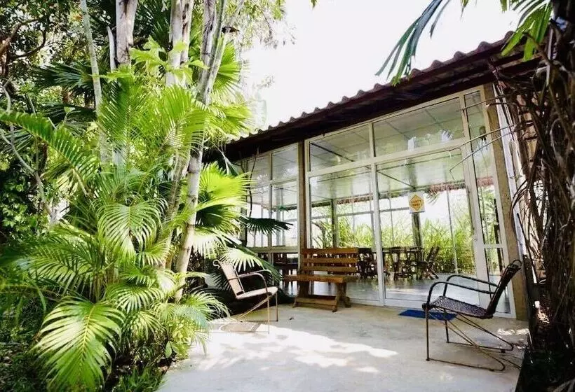 هتل Sabaidee House