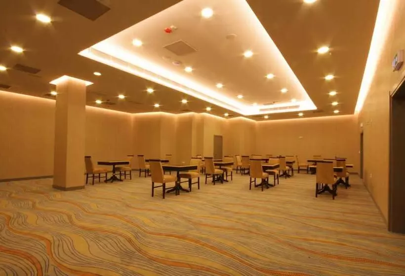 ホテル Trip Bosphorus Taksim