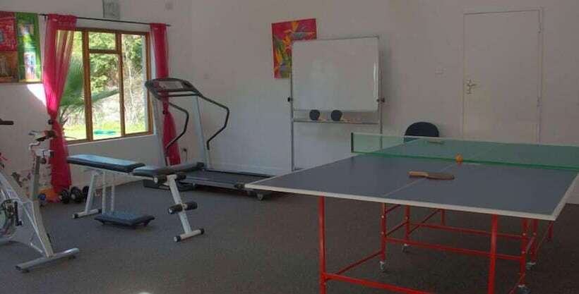 هتل Woodlands Guest Lodge