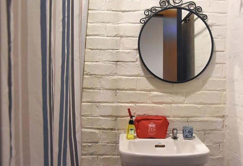 Отель Zen Rooms Lebuh Campbell